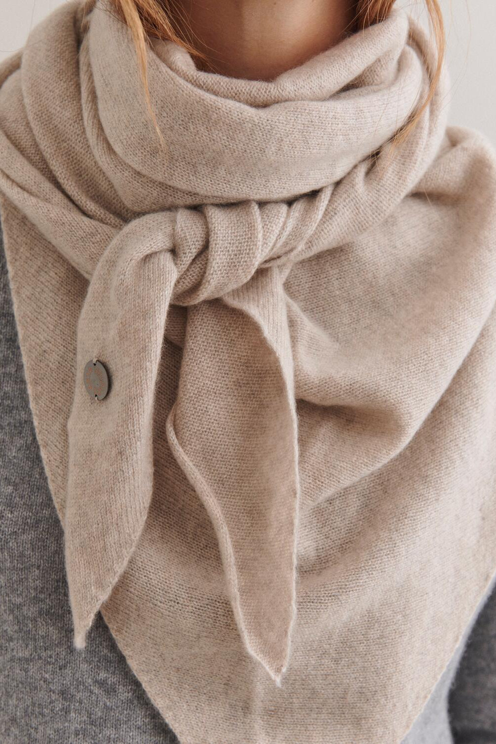 Andrea Triangle Cashmere halstørklæde - Sand Mel